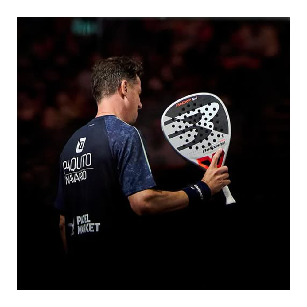 Bullpadel Padel Racket Hack 04 Dale Candela LTD 2026 Paquito Navarro - Image 2